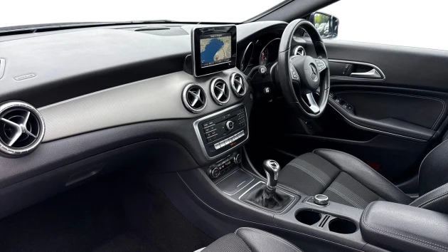 Mercedes-Benz CLA Listing Image