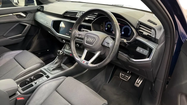 Audi Q3 Listing Image