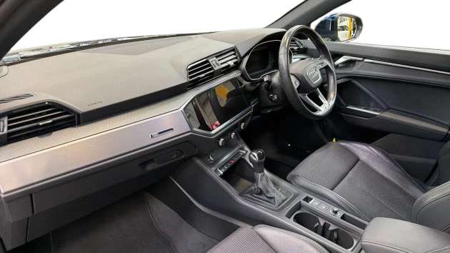 Audi Q3 Listing Image