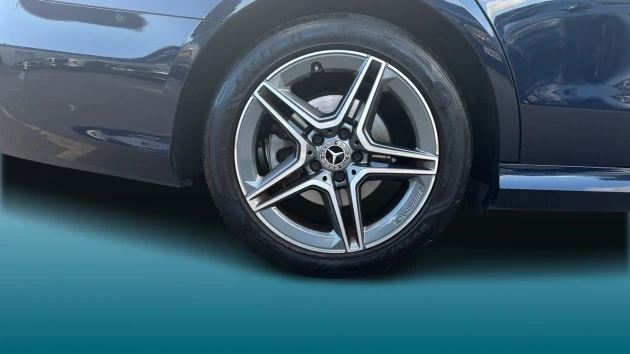 Mercedes-Benz E-Class Listing Image