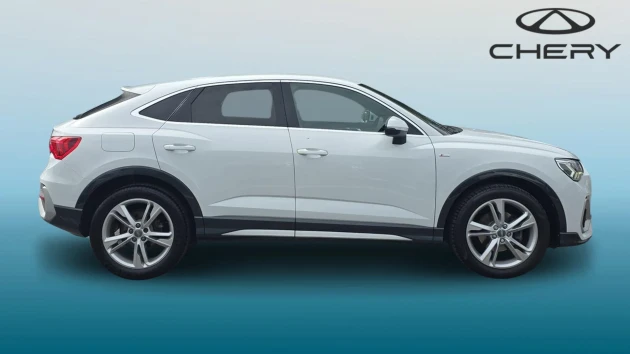 Audi Q3 Listing Image