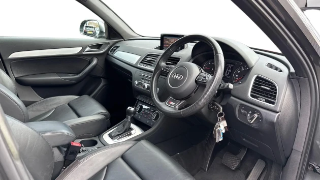 Audi Q3 Listing Image