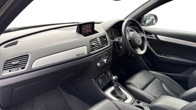 Audi Q3 Listing Image