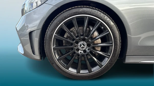 Mercedes-Benz C-Class Listing Image
