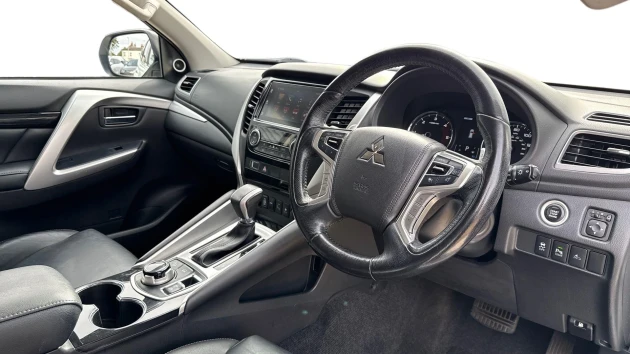 Mitsubishi Shogun Sport Listing Image
