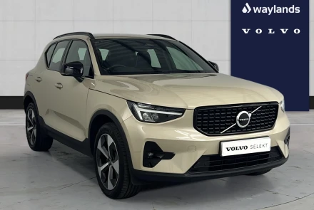 VOLVO XC40 Listing Image