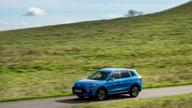 MG ZS SE