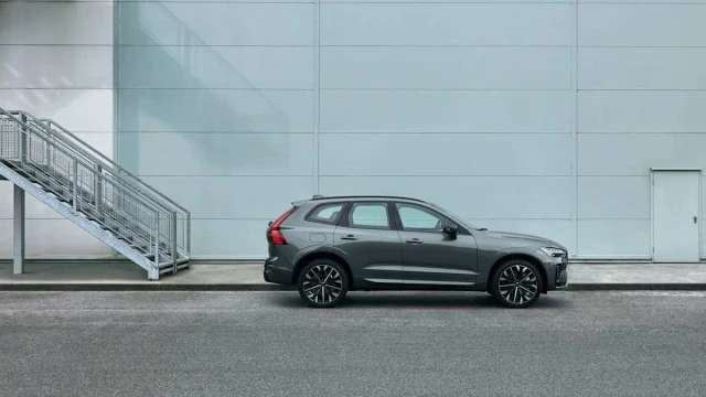 Volvo XC60 B5 Ultra Dark