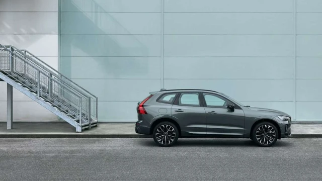 Volvo XC60 T6 Plus Dark