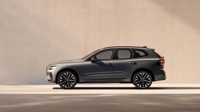 Volvo XC60 B5 Plus Dark