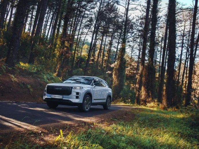 The Premium SUV that's Ready for Anything