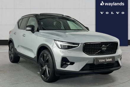 VOLVO XC40 Listing Image