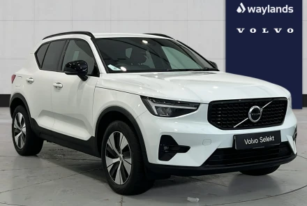 VOLVO XC40 Listing Image
