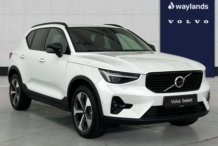 VOLVO XC40 Listing Image