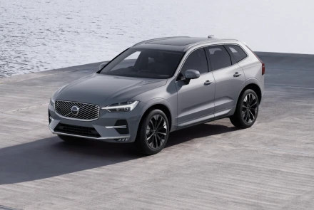 Volvo XC60 B5 Plus Dark image