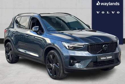 VOLVO XC40 Listing Image