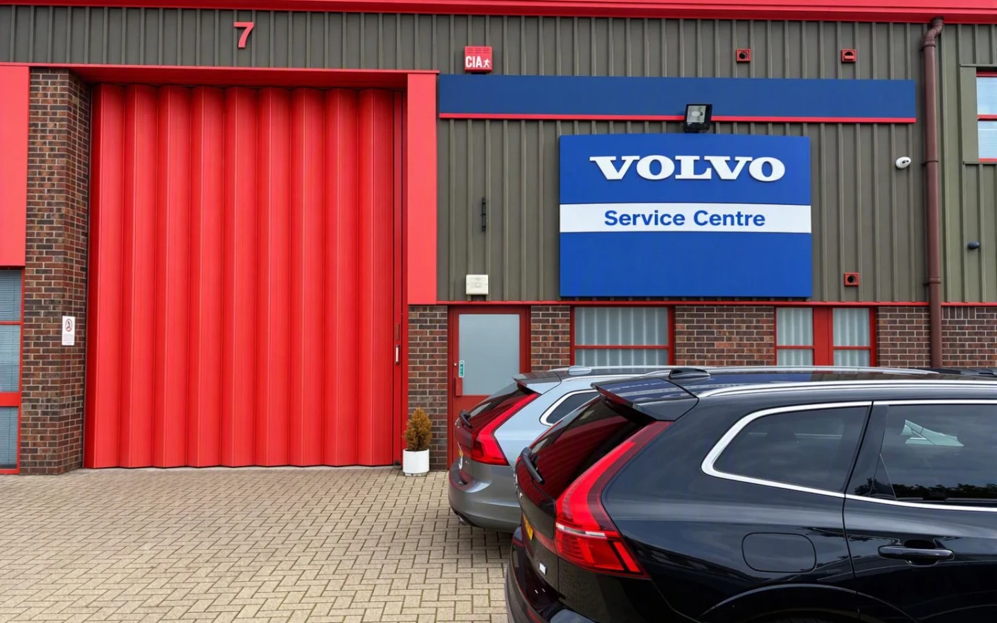 Waylands Volvo Authorised Repairer Petersfield