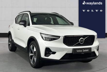 VOLVO XC40 Listing Image