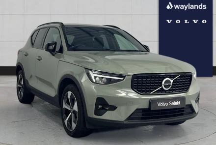 VOLVO XC40 Listing Image