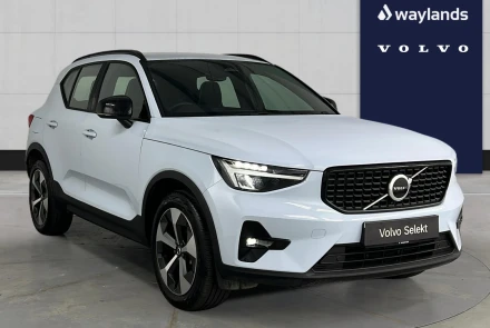 VOLVO XC40 Listing Image
