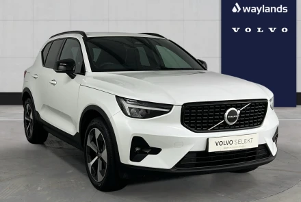 VOLVO XC40 Listing Image
