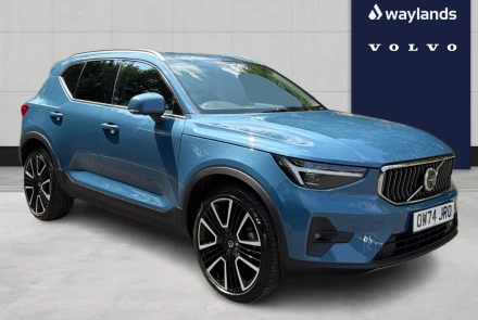 VOLVO XC40 Listing Image