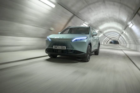 OMODA 7 SHS Plug-in Hybrid Knight Offer