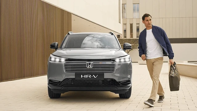 Honda HR-V e:HEV Elegance Offer