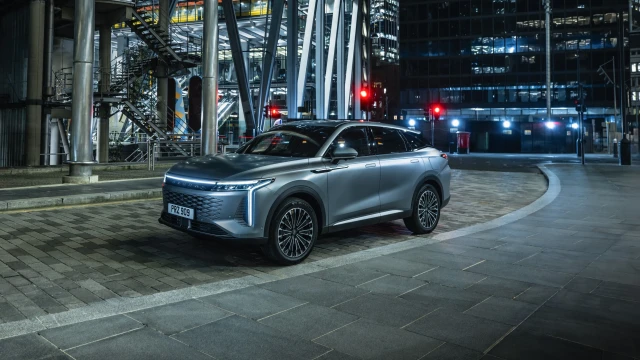 OMODA 9 SHS Plug-in Hybrid Black Noble Offer