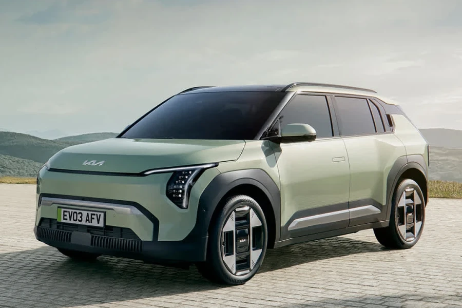 Say Hello to the All-New Kia EV3 – Big Tech, Bold Style, and Fully Electric